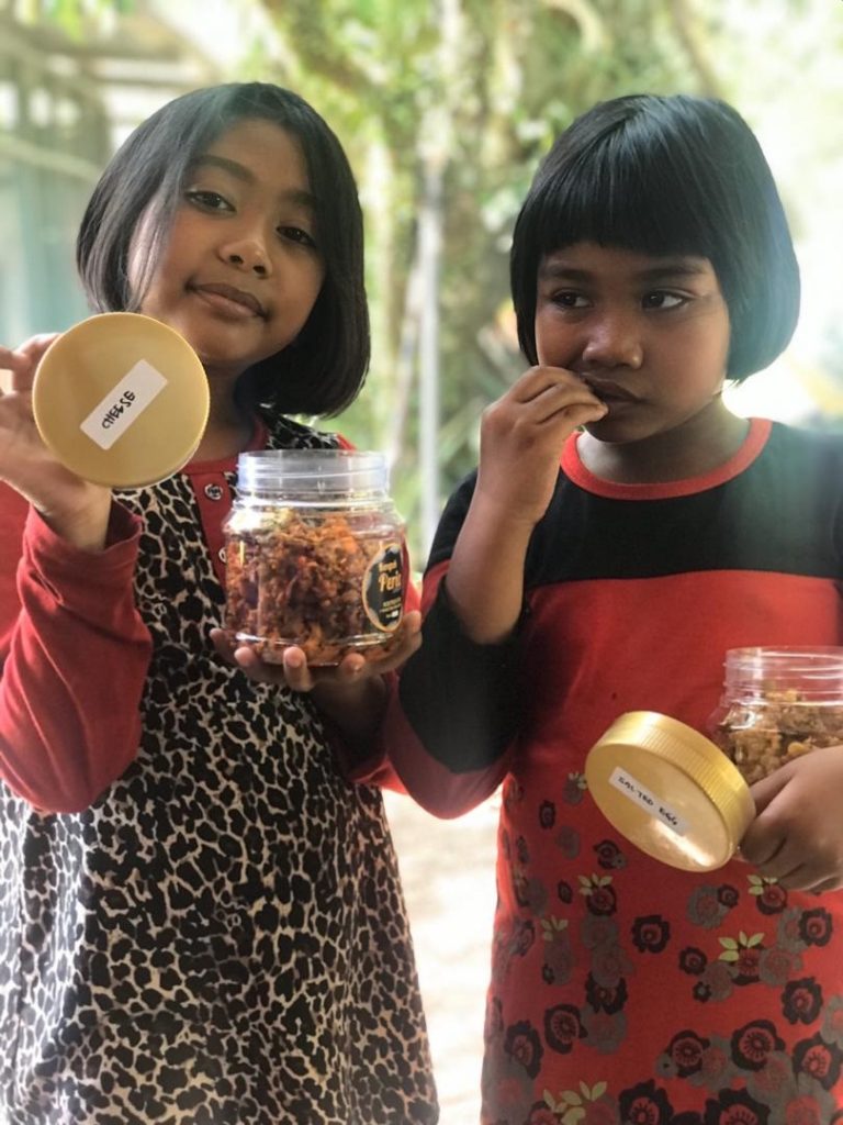 Kanak-kanak Menyukai Kerepek Wanz Bites